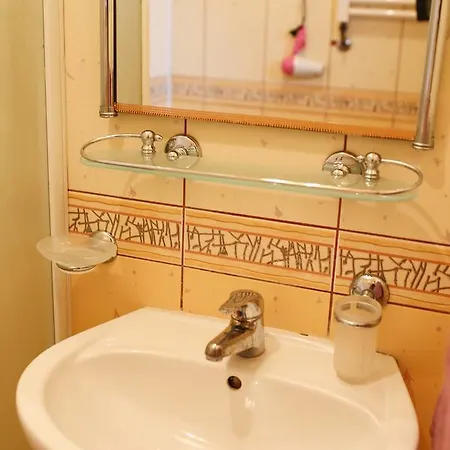 Near St. Elizabeth Church Apartman