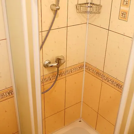 Apartamento Near St. Elizabeth Church